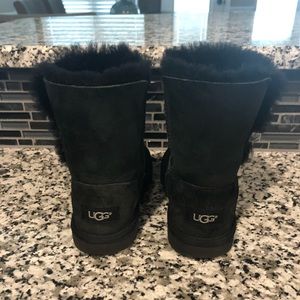 UGG Shoes - Girl’s black Ugg Boots UGG Shoes - Girl’s black Ugg Boots